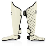 Schienbeinschoner Fairtex Wettbewerb SP5 mit weißen Fußstützen