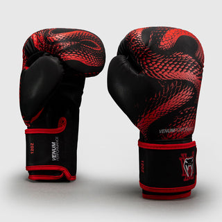 Boxhandschuhe Venum Matupa Schwarz-rot-Combat Arena