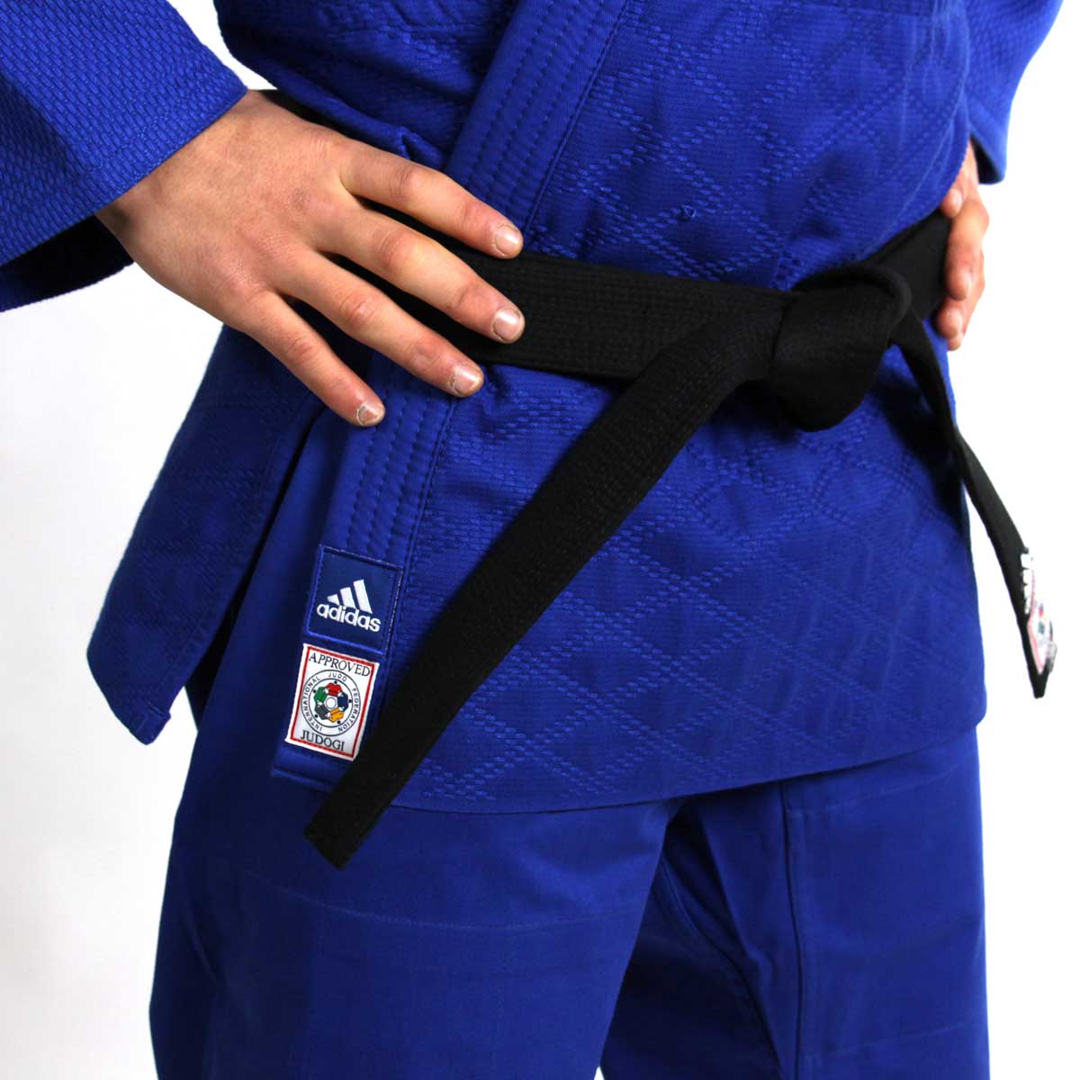 Judogi deals adidas j730