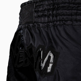 Shorts kick-thai Venum Inferno 2.0 Schwarz-grau-Combat Arena