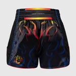 Shorts kick-thai Venum Tekken 8 Yoshimitsu Schwarz-orange 