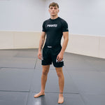 Rashguard Manto Logo Dual Kurzarm Schwarz-Combat Arena